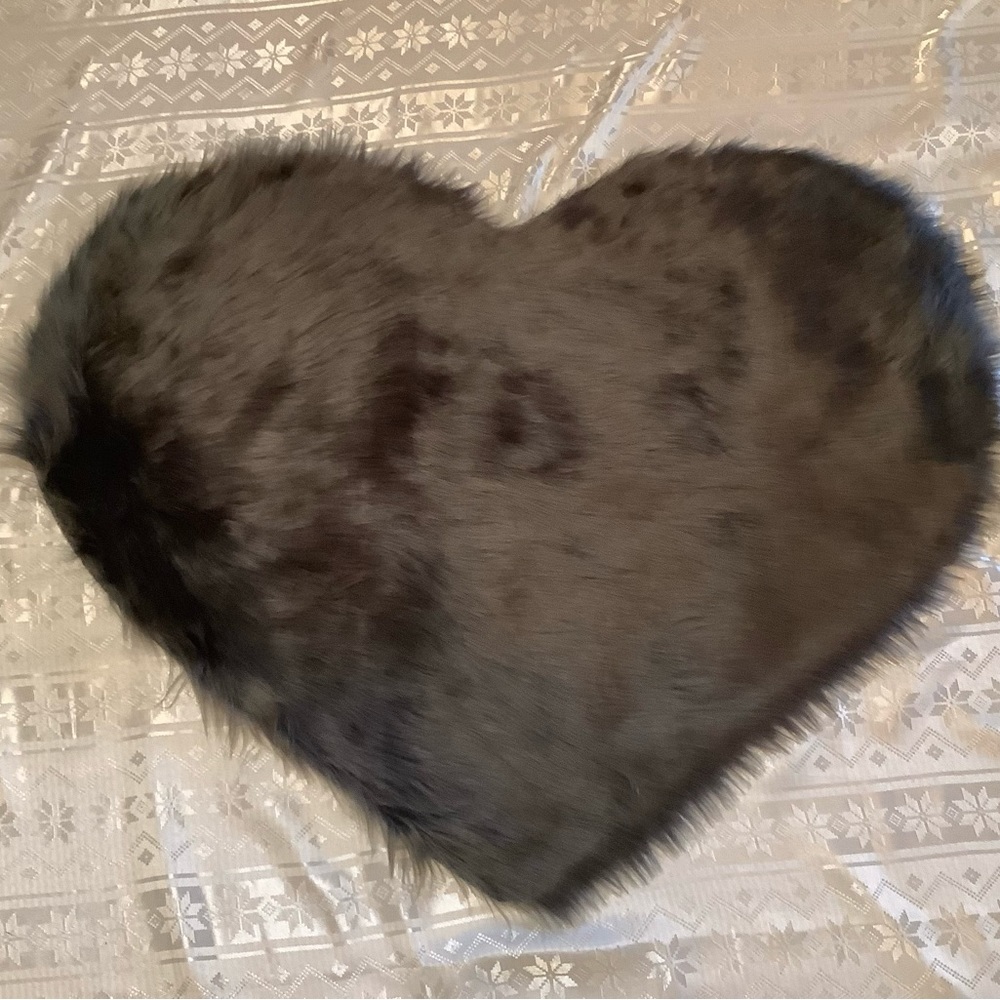 Heart Shaped Faux Fur Accent Mat Fluffy Dark Grey